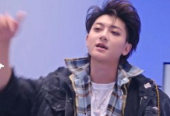 黄子韬直播爆料娱乐圈,娱乐圈背后的惊人真相