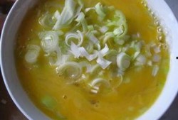 娱乐吃瓜酱鸡蛋汤视频播放,揭秘视频背后的趣味与温情