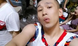 举牌网红吃瓜图片大全,盘点那些搞笑又真实的举牌瞬间