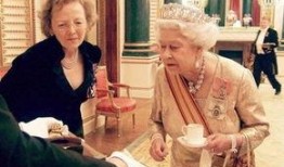 女王的款待在线观看,在线重温皇家款待的奢华时刻