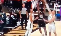 美记爆料字母哥是谁啊视频,美记爆料字母哥身份之谜